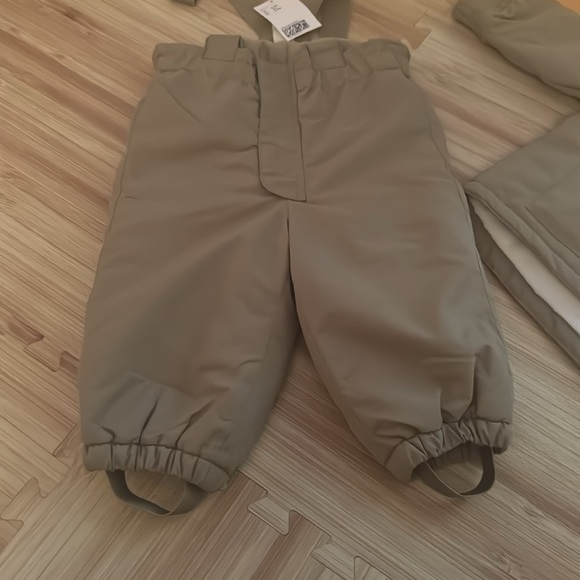 Snow gear - Picture 4 of 4